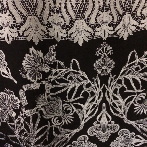 BCBG blouse - Picture 3 of 8